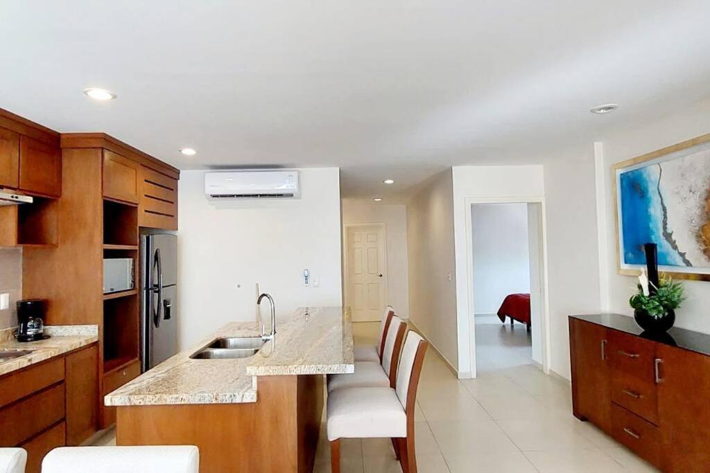 Apartamento Blue Marlin 404 Vistal Mar En Zona Dorada