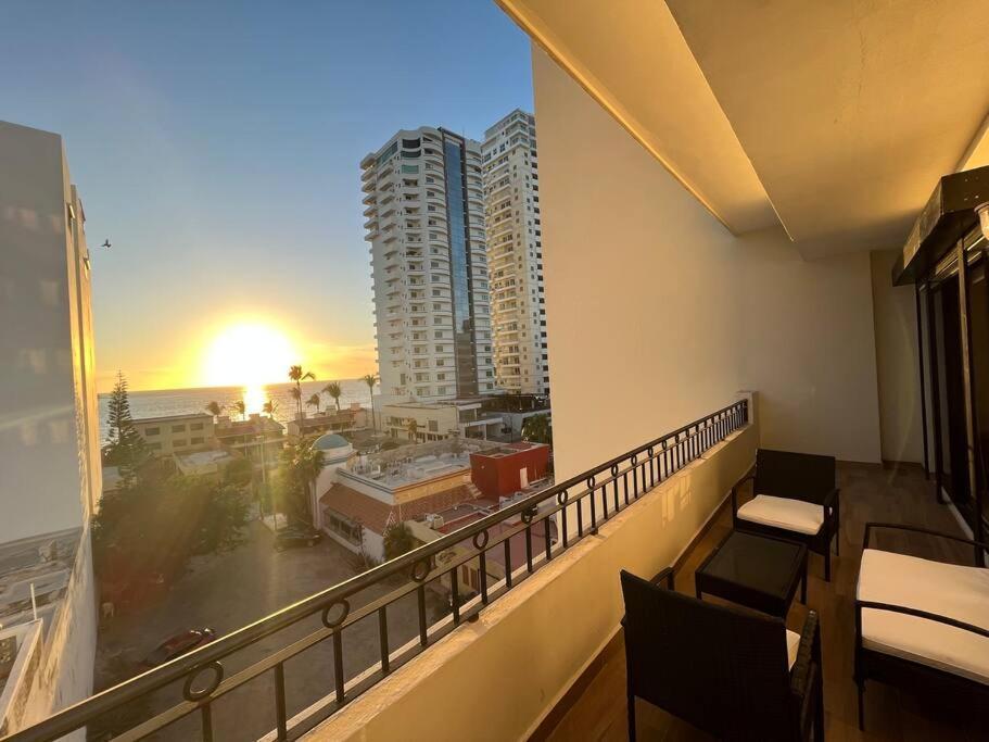 Apartamento Blue Marlin 404 Vistal Mar En Zona Dorada *